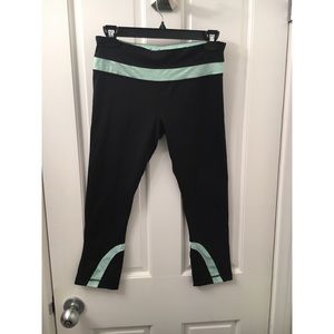 Lululemon Running Capri Pants